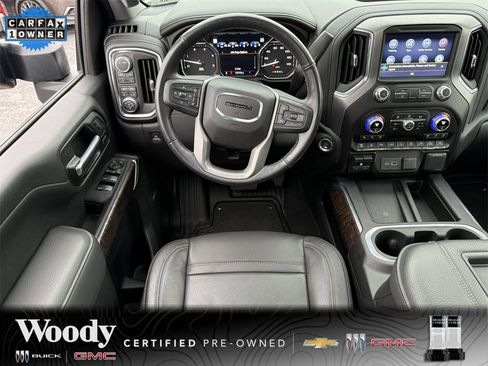 Certified 2021 GMC Sierra 2500 Denali w/ Denali Black Diamond Edition image 29