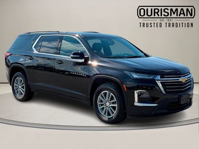 Used 2023 Chevrolet Traverse LT