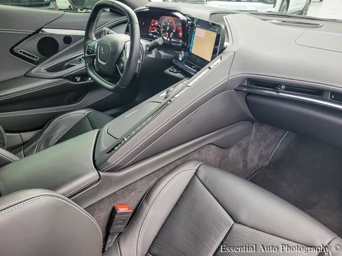 Used 2024 Chevrolet Corvette Stingray Preferred Conv w/ Stealth Interior Trim Package image 19