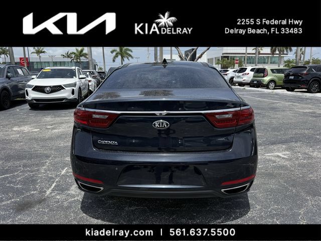Used 2017 Kia Cadenza Technology FWD image 4