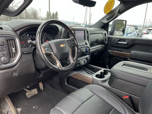 Certified 2022 Chevrolet Silverado 3500 High Country w/ Z71 Off-Road Package image 10