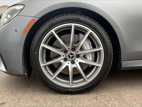 Used 2022 Mercedes-Benz E 350 Sedan w/ AMG Line Exterior image 9