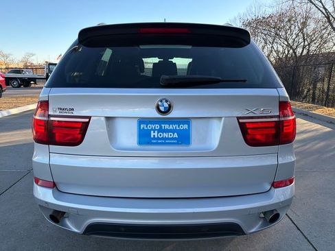Used 2011 BMW X5 xDrive35i image 4