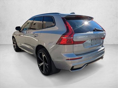 Used 2022 Volvo XC60 B5 R-Design w/ Advanced Package image 7