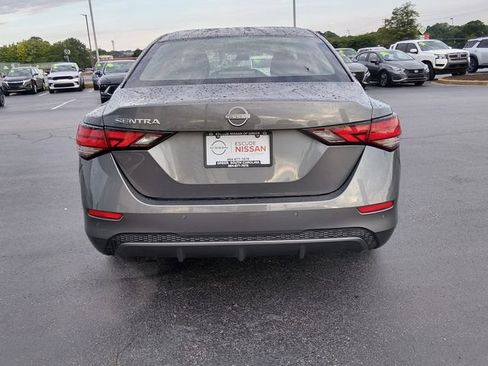 Certified 2025 Nissan Sentra S FWD image 4