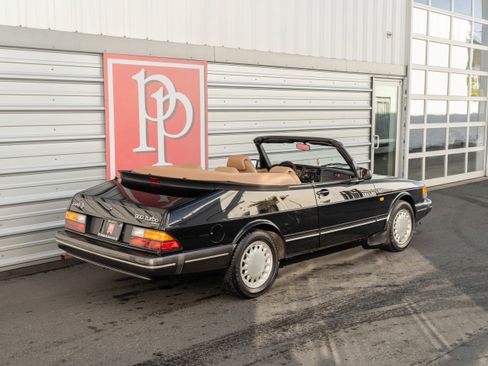 Used 1988 Saab 900 Turbo image 18