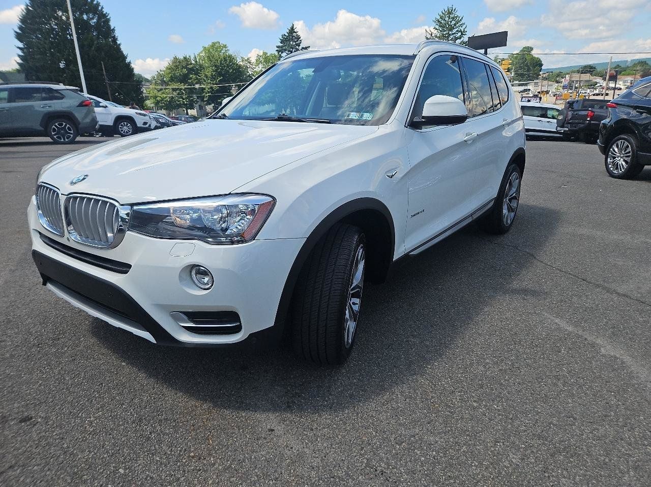 Used 2016 BMW X3 xDrive28i AWD/4WD image 7