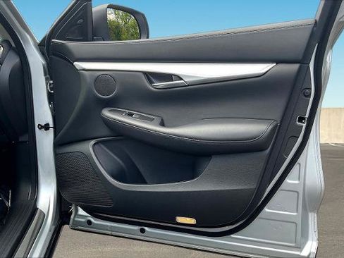 Certified 2020 INFINITI QX50 Luxe w/ Navigation Package FWD image 27