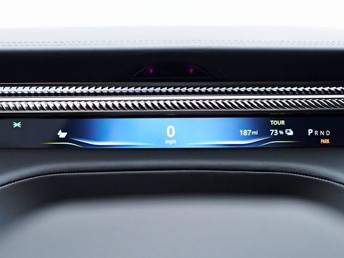 Used 2025 Lotus Eletre image 85