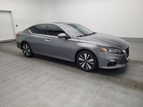 Used 2019 Nissan Altima 2.5 SV image 11