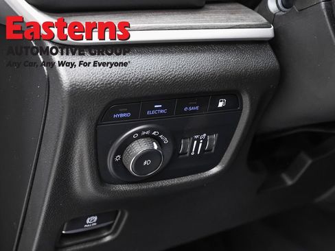 Used 2023 Jeep Grand Cherokee 4WD 4xe image 24