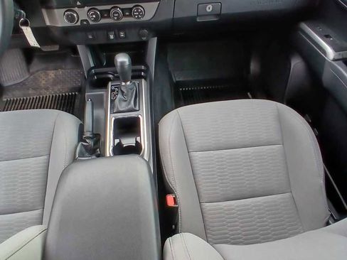 Used 2019 Toyota Tacoma SR5 image 24