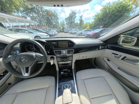 Used 2016 Mercedes-Benz E 250 Sedan image 26
