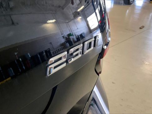 Used 2024 BMW 230i Coupe w/ Premium Package RWD image 9