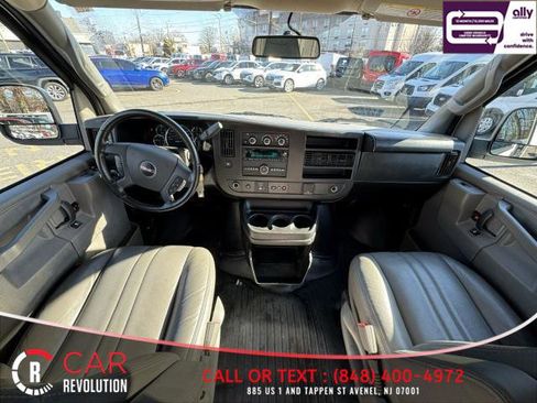 Used 2023 GMC Savana 2500 Extended w/ Driver Convenience Package RWD image 13