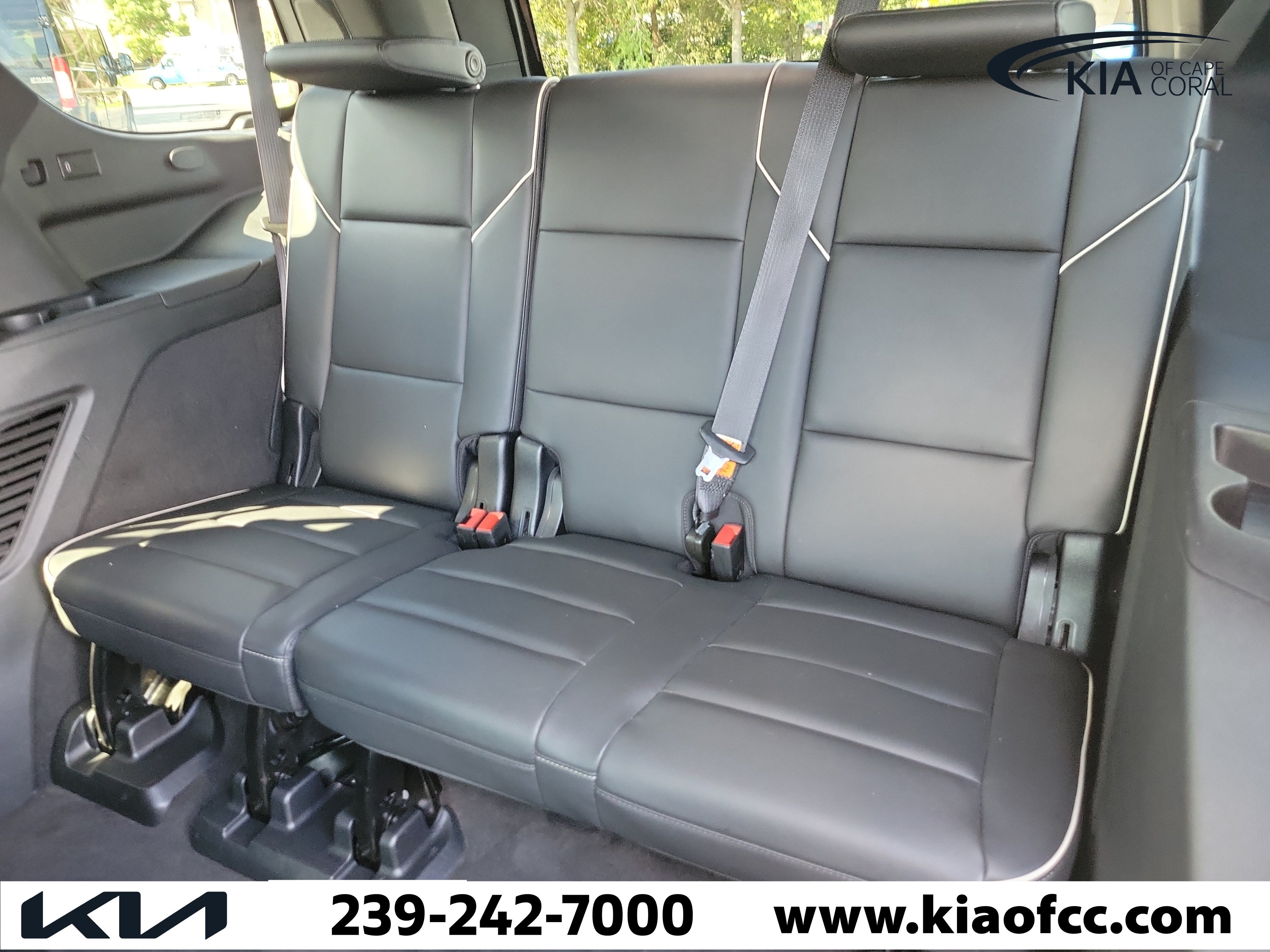 Used 2023 Cadillac Escalade Sport AWD/4WD image 13