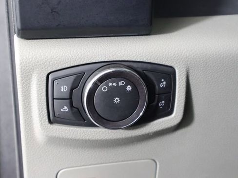 Certified 2019 Ford F150 XL w/ XL Power Equipment Group image 31