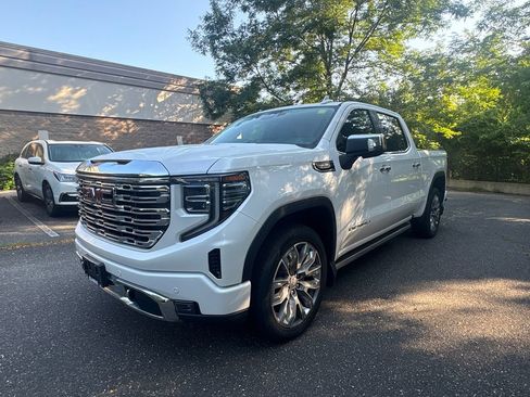 Used 2023 GMC Sierra 1500 Denali AWD/4WD image 1