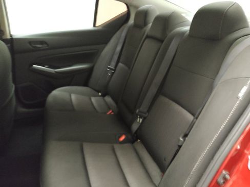 Used 2023 Nissan Altima 2.5 SV FWD image 18