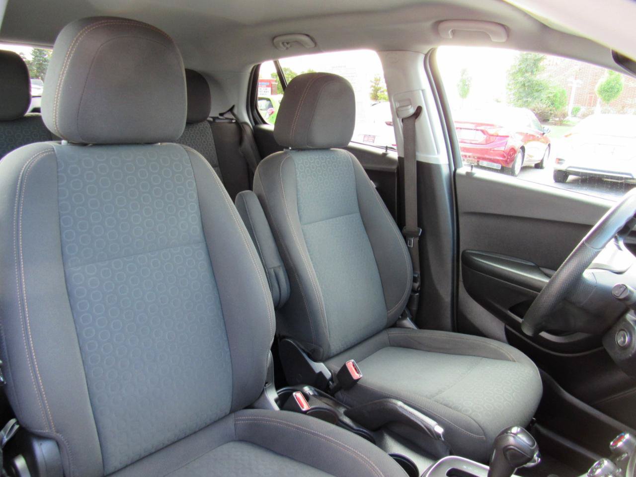 Used 2021 Chevrolet Trax LS w/ Tint and Cruise Package FWD image 25