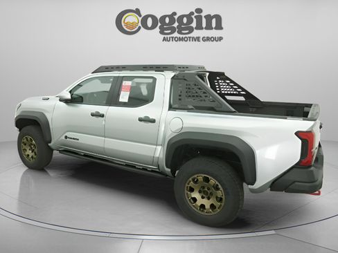New 2025 Toyota Tacoma 4x4 Double Cab Hybrid image 8