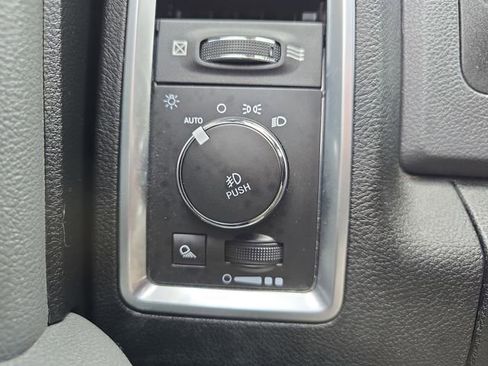 Used 2019 RAM 1500 Classic Warlock w/ Electronics Group image 27