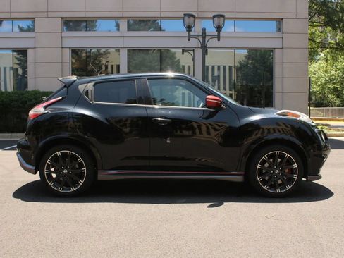 Used 2015 Nissan Juke NISMO RS w/ Interior Illumination Package AWD/4WD image 6
