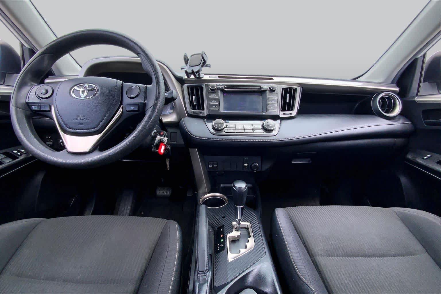 Used 2013 Toyota RAV4 XLE FWD image 15