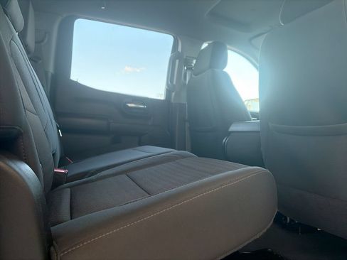 Used 2024 Chevrolet Silverado 1500 Custom Trail Boss w/ LPO, Dark Essentials Package AWD/4WD image 28