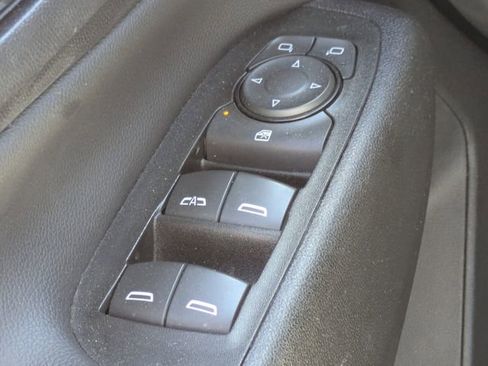 Certified 2023 Chevrolet Equinox LT image 29