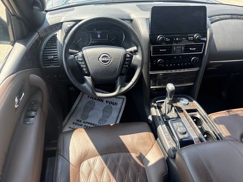 Used 2024 Nissan Armada Platinum w/ Captain's Chairs Package AWD/4WD image 11