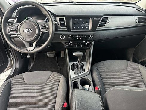 Used 2019 Kia Niro LX image 10