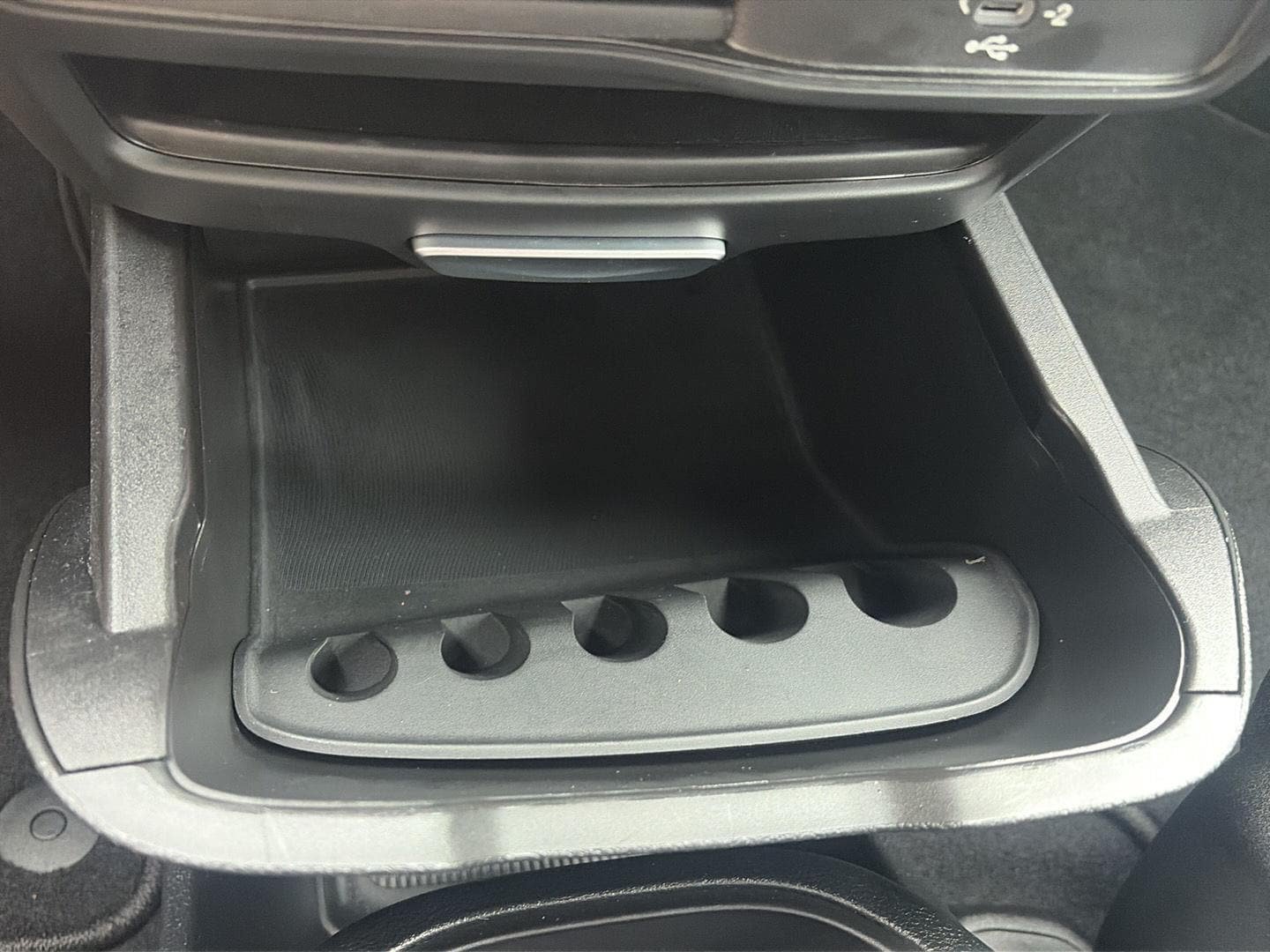 Used 2026 Chrysler Pacifica Select FWD image 21