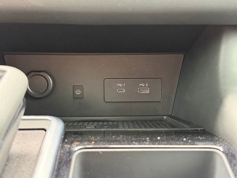 Used 2025 Nissan Pathfinder Platinum w/ Cargo Package FWD image 41
