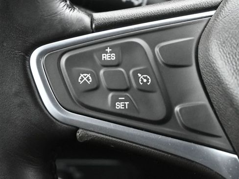 Used 2018 Chevrolet Equinox LT AWD/4WD image 5