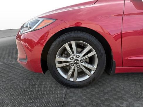 Used 2018 Hyundai Elantra SEL FWD image 15