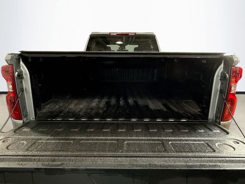 Used 2026 Chevrolet Silverado 2500 Custom w/ Custom Value Package image 25