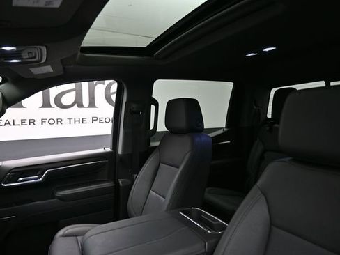 Used 2024 GMC Sierra 1500 SLT w/ SLT Premium Plus Package image 17