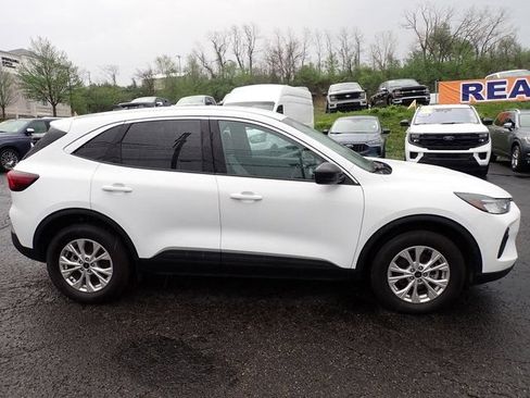 Certified 2024 Ford Escape Active w/ Tech Pack #1 AWD/4WD image 9