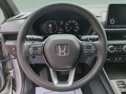Certified 2025 Honda CR-V Sport image 11