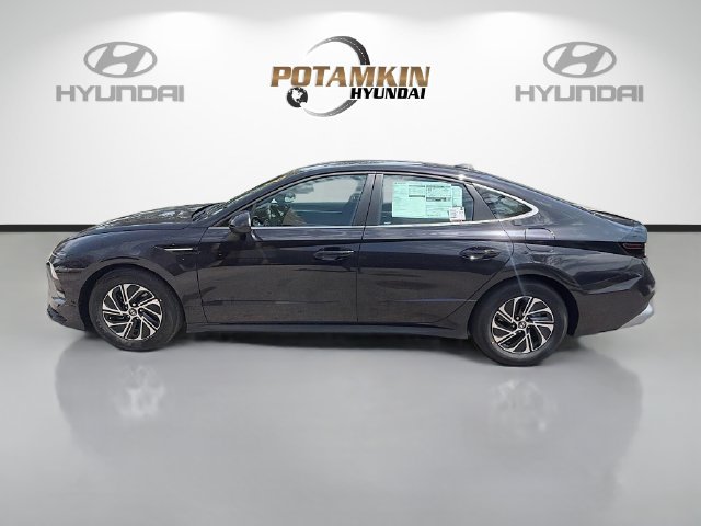 New 2026 Hyundai Sonata Blue FWD image 8