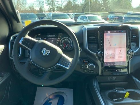 Used 2025 RAM 1500 Big Horn image 9