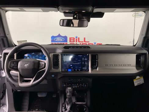 New 2026 Ford Bronco Outer Banks w/ Sasquatch Package AWD/4WD image 18