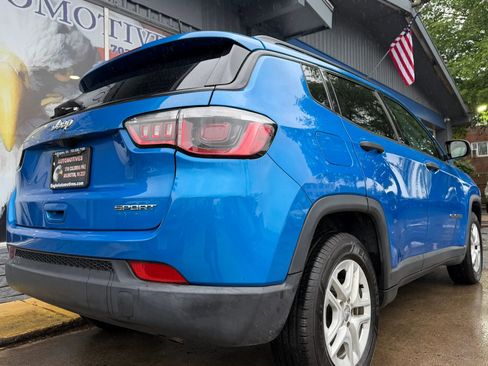 Used 2018 Jeep Compass Sport w/ Cold Weather Group FWD image 3