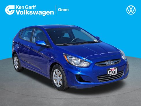 Used 2014 Hyundai Accent GS FWD image 1