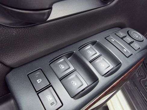 Used 2018 GMC Sierra 1500 SLT AWD/4WD image 11