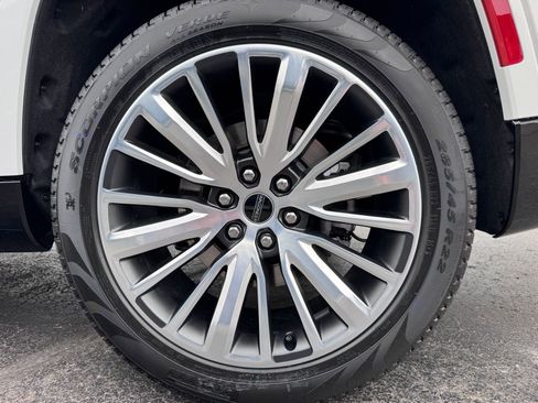 New 2025 Jeep Wagoneer Series II image 38