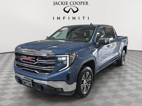 Used 2024 GMC Sierra 1500 SLT AWD/4WD image 1