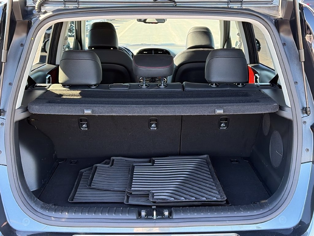 Used 2025 Kia Soul GT-Line w/ GT-Line Technology Package FWD image 7