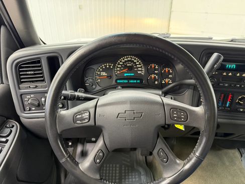 Used 2005 Chevrolet Silverado 1500 LS RWD image 20